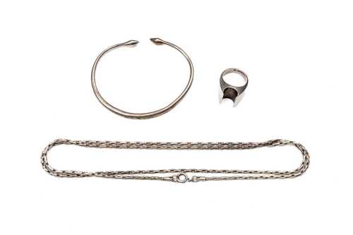 Collection of jewellery in sterling silver