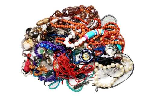 Collection of costume jewellery