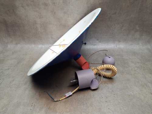 Postmodern pendant lamp