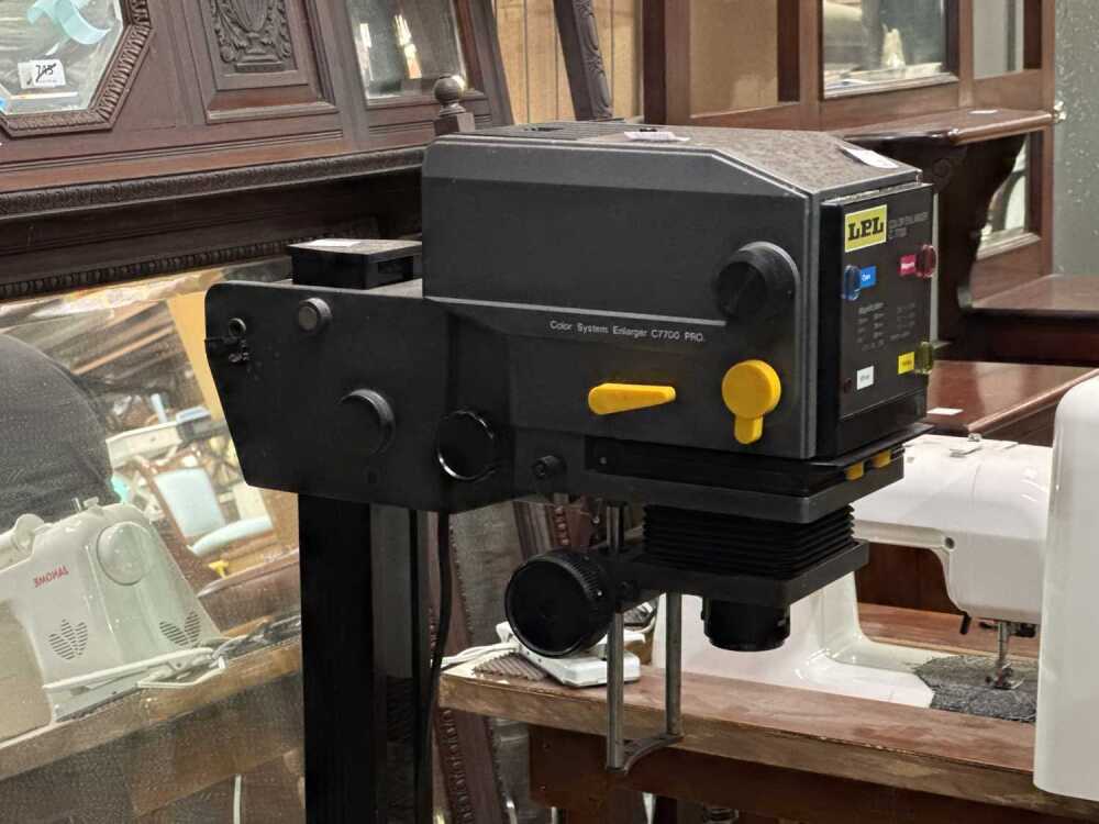 LPL colour enlarger C 7700 PRO