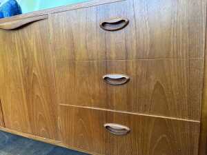 Chiswell mid century wave handled sideboard - 4