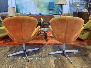 Pair of replica Swan swivel armchairs - 2