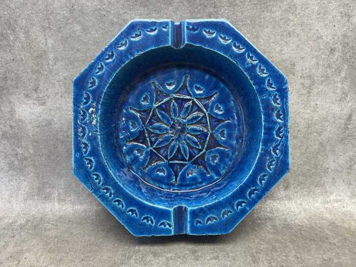 A Bitossi mid-century blue ceramic ashtray