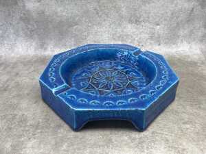 A Bitossi mid-century blue ceramic ashtray - 3