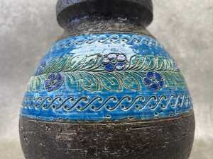 A Bitossi mid-century ceramic vase with flower and leaves design. - 2