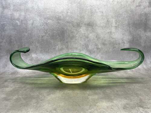 A Murano sommerso organic shaped art glass table centerpiece bowl in green and gold