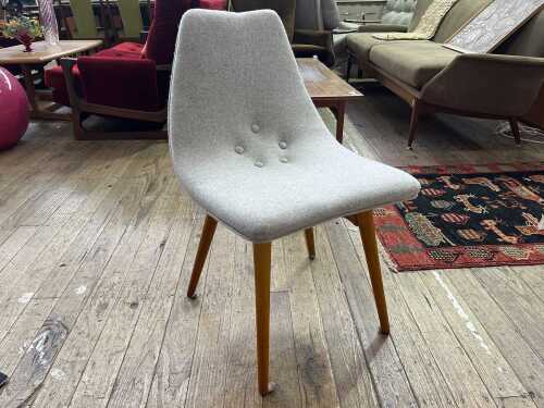 A Grant Featherstone D350 dining chair