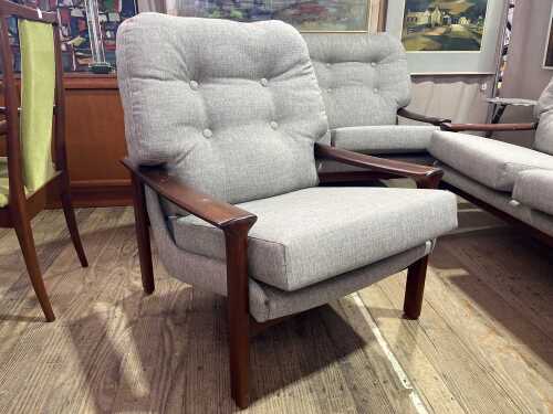 Tessa T21 armchair