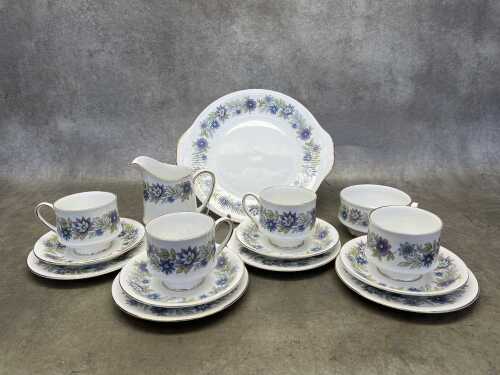 Paragon Cherwell porcelain tea setting for four
