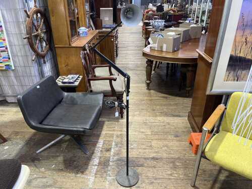 Planet Indus K floor lamp