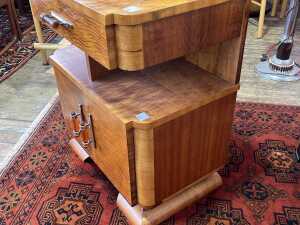 Swedish Art Deco breakfront hall or side cupboard, 1930s - 5
