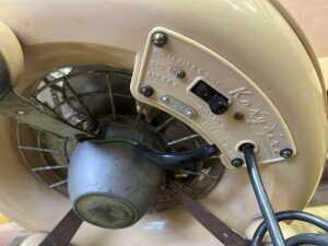 Art Deco Casy Aire Mushroom heater - 4