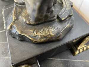Large antique inkwell with cast figure after Victor Heinrich Seifert - 6