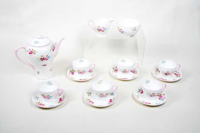 Shelley 'Derby Posies' porcelain tea setting for six