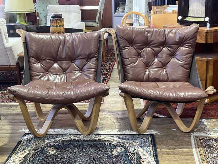 Pair of Georg Thams for A/S Vejen of Denmark lounge chairs, 1960s/70s