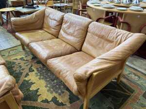 Danish mid-century sofa suite - 3