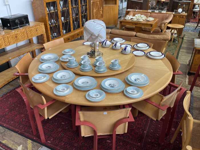 Italian postmodern nine-piece dining suite, 1980s