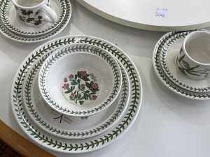 Portmeirion ceramic dinner setting for six - 2