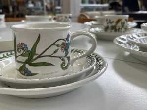 Portmeirion ceramic dinner setting for six - 3