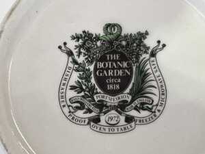 Portmeirion ceramic dinner setting for six - 5