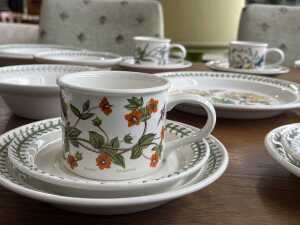 Portmeirion ceramic dinner setting for four - 4