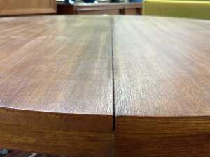 Mid-century round teak dining table - 4