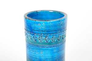 A Bitossi mid-century ceramic cylinder vase in Rimini blue decor - 3