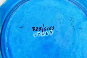 A Bitossi mid-century blue ceramic ashtray - 8