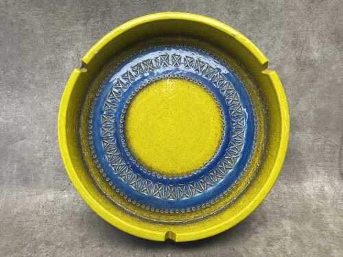 A Bitossi mid-century yellow and blue Rimini ashtray