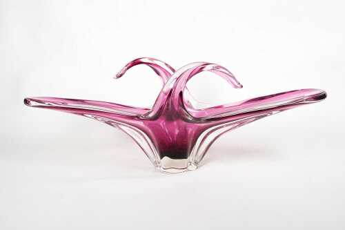 Murano art glass centrepiece bowl in pink