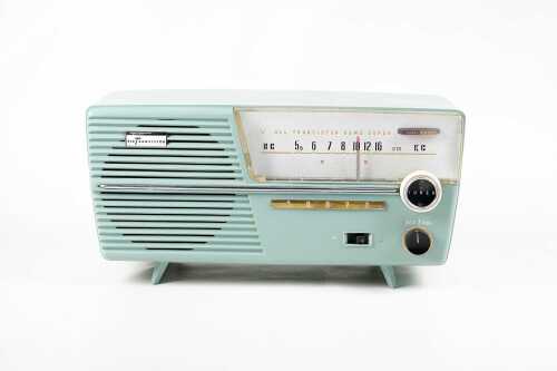 A 1961 Sanyo all-transistor Home Super mantel radio