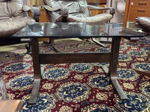 Ingmar Relling for Westnofa, Norway, mid-century rectangular bentwood coffee table