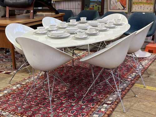 Kartell Eros seven piece dining suite in gloss white
