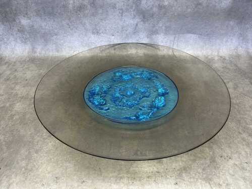 Art glass centrepiece bowl with textured blue centre.