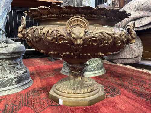 A large Neoclassical style cast bronze table centrepiece