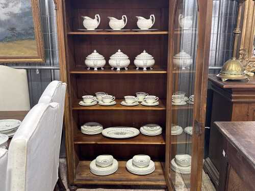 Wedgwood Patrician Morning Glory porcelain dinner setting for ten
