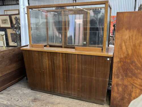 Mid-century ticket booth from the former Hawthorn Town Hall