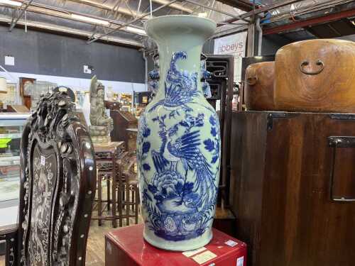Chinese twin handled blue and white vase