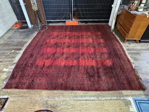 Afghan handmade wool elephant foot design rug