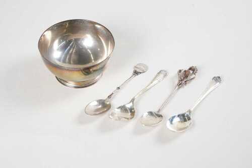 Group of mostly English sterling silver