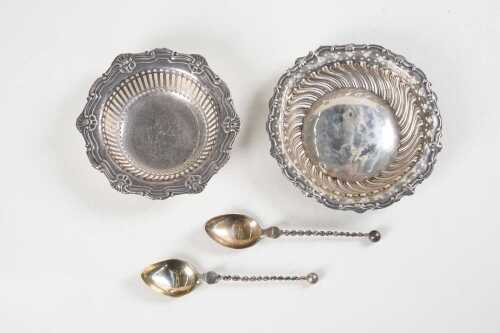 Four pieces of silver including sterling and 830. Weight 75g
