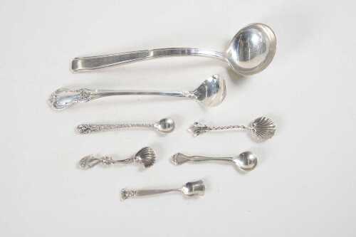 Group of sterling silver spoons. Weight 84g