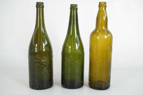 Three antique Resch's Limited Sydney green glass bottles