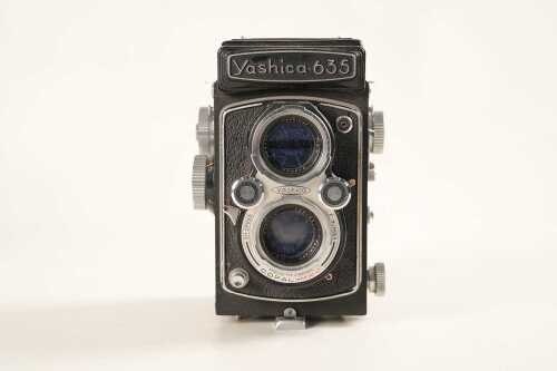 Yashica 635 TLR film camera