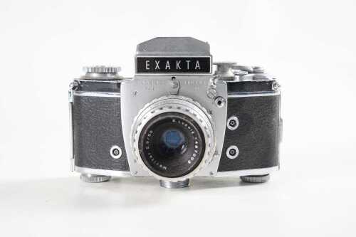 An Ihagee Exacta Varex IIa SLR film camera
