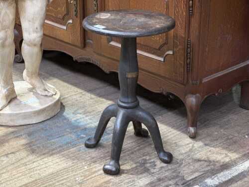 A vintage Ramsay Reaby cast iron stool