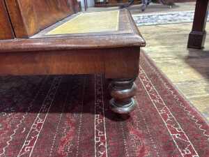 Victorian mahogany bed steps - 4