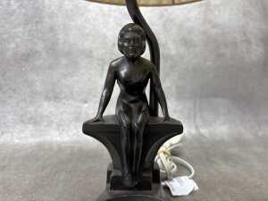 An American Art Deco cast spelter figural lamp by NuArt of New York - 3
