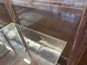 Two antique countertop display cabinets - 5