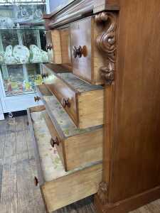 A Victorian mahogany chest of seven drawers - 5